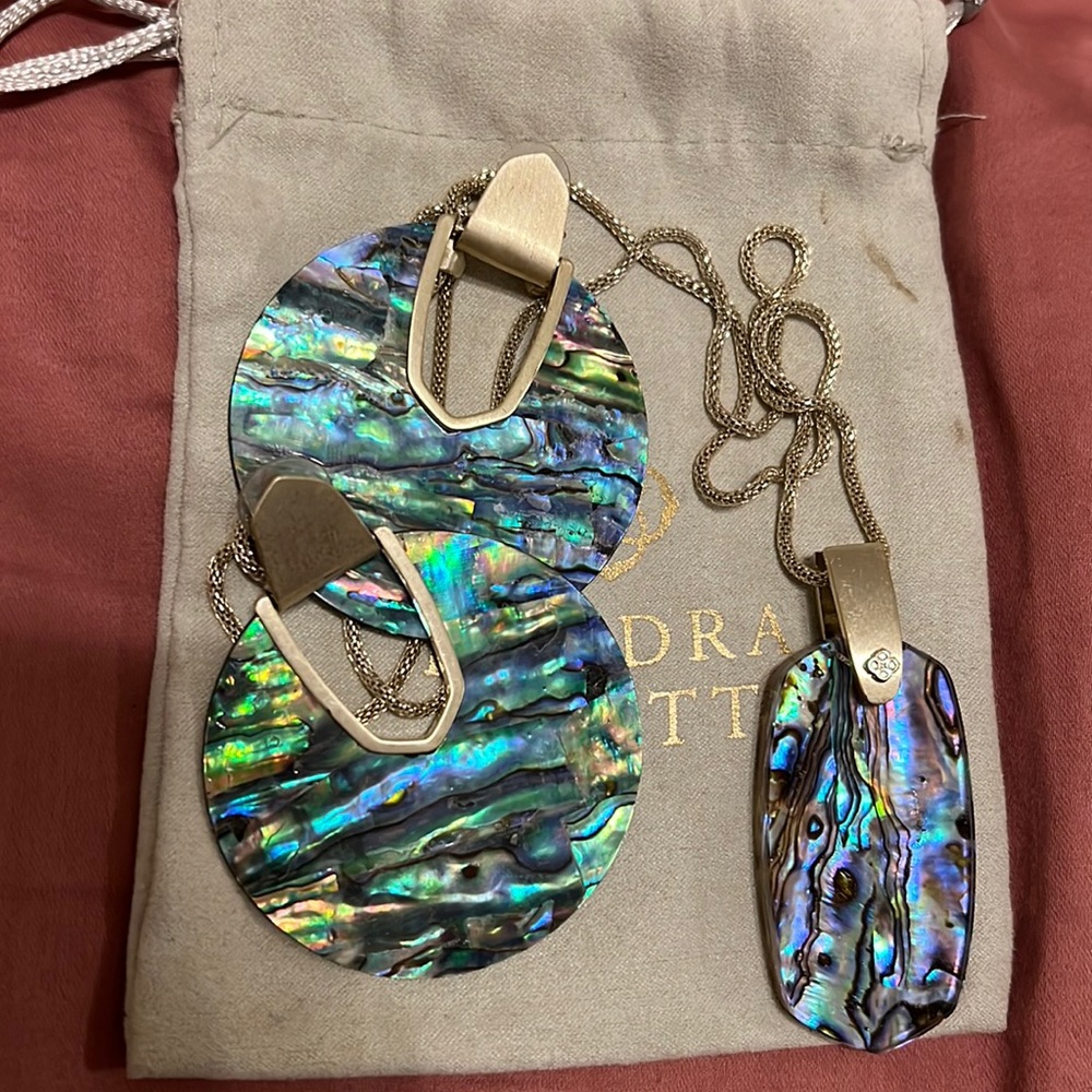 Kendra Scott Set
